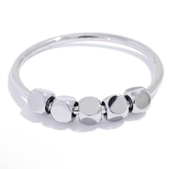 18K Gold Plated Beaded Delicate Ring size 7, 8 - Picture 1 of 7